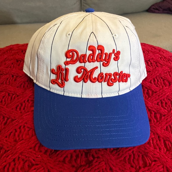 DC Comics Suicide Squad Harley Quinn Daddy's Lil Monster Cap BoxLunch Exclusive - Picture 1 of 5